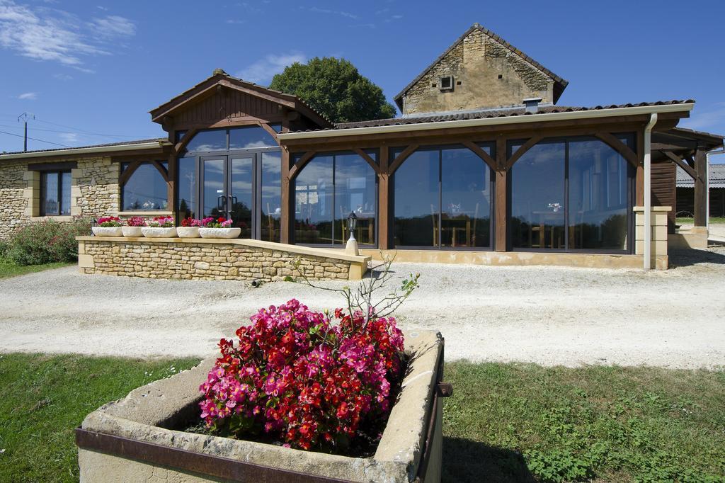 La Table Du Chaffour Saint-Genies-Bellevue Bagian luar foto